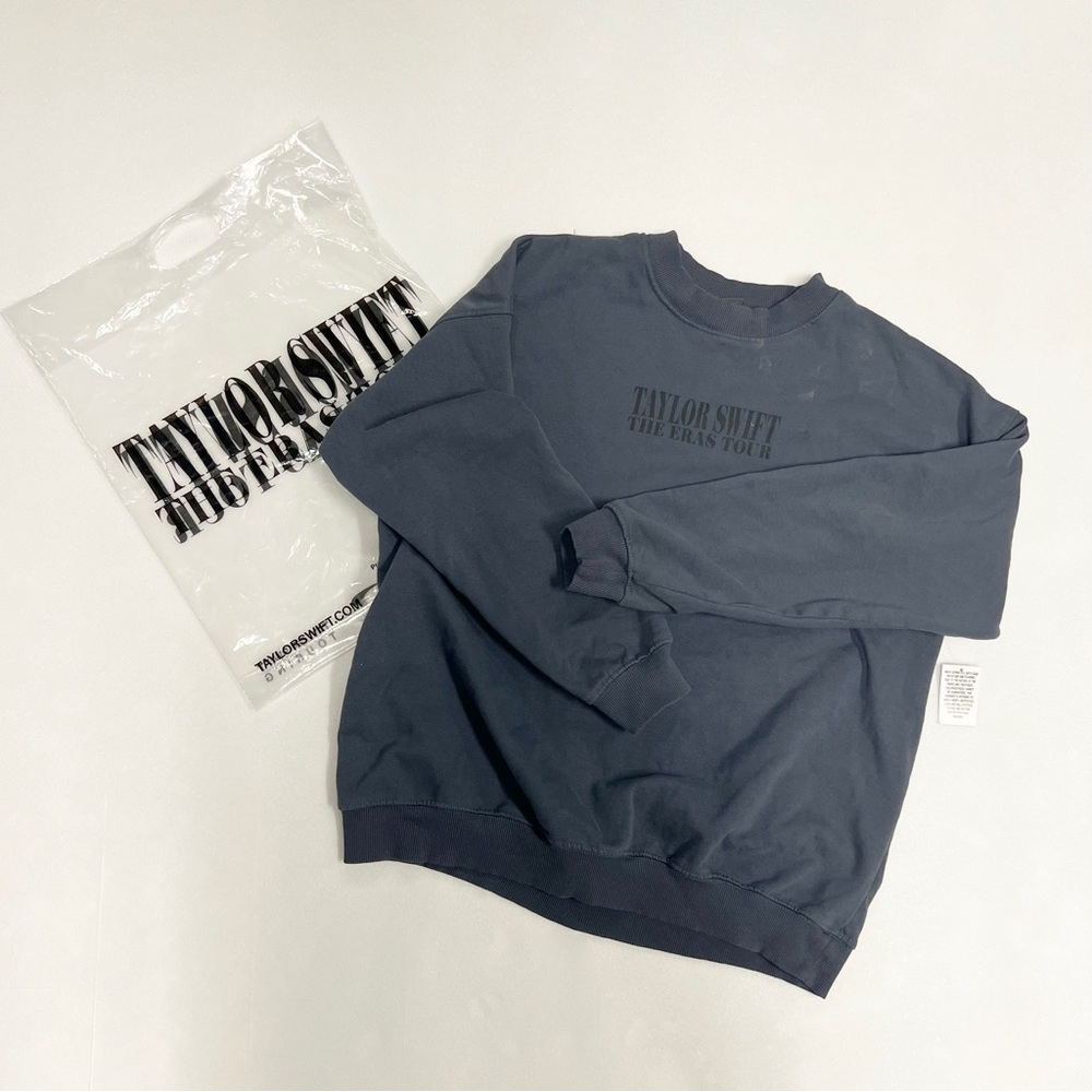 Authentic Taylor Swift Eras Tour Blue Crewneck Sweatshirt M